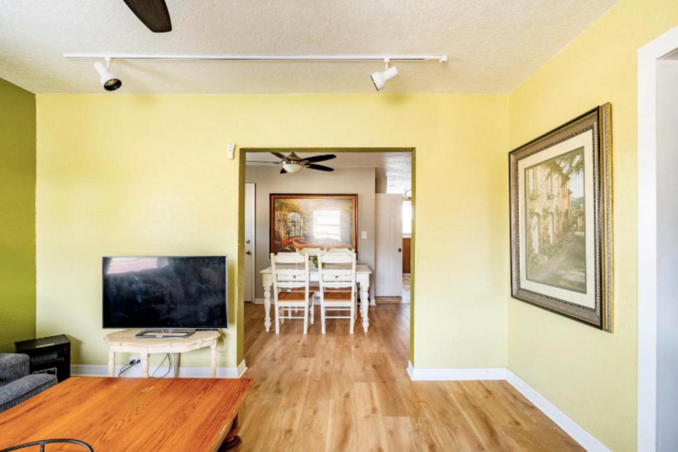3-Bed Bungalow Walk To Historic Downtown Sanford Eksteriør billede