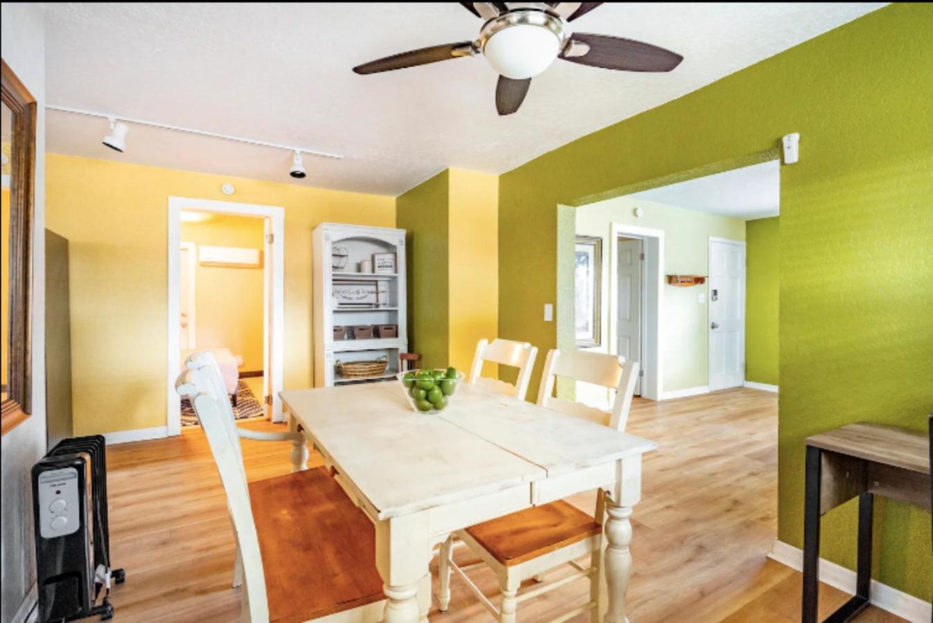 3-Bed Bungalow Walk To Historic Downtown Sanford Eksteriør billede