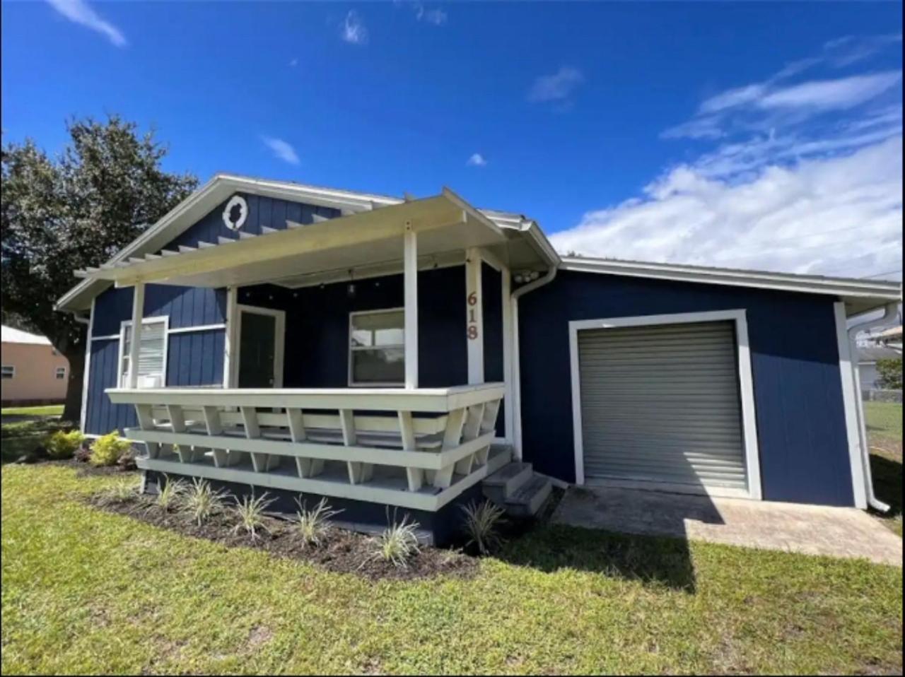 3-Bed Bungalow Walk To Historic Downtown Sanford Eksteriør billede